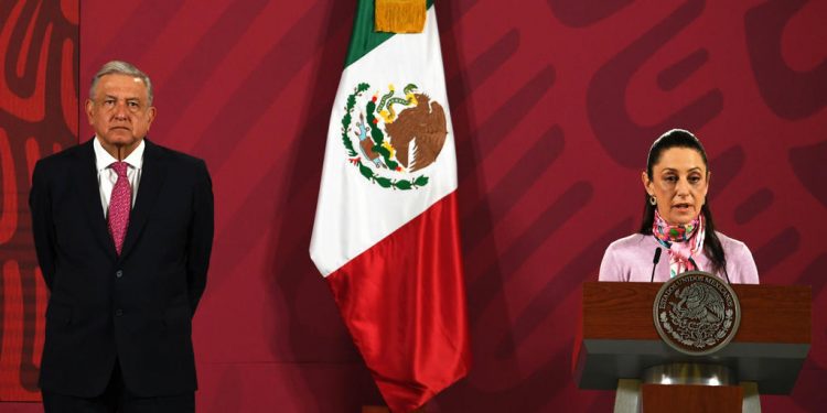 CLAUDIA SHEINBAUM: AMLO NO CORRE PELIGRO DE CONTAGIARSE DE CORONAVIRUS