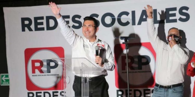 CONCEDEN REGISTRO A PARTIDO LIGADO A ELBA ESTHER GORDILLO