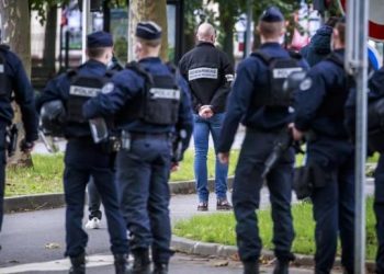 DECAPITADO UN HOMBRE EN LA PERIFERIA DE PARÍS