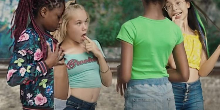 DEMANDAN A NETFLIX POR SUPUESTA PROMOCIÓN DE MATERIAL OBSCENO INFANTIL