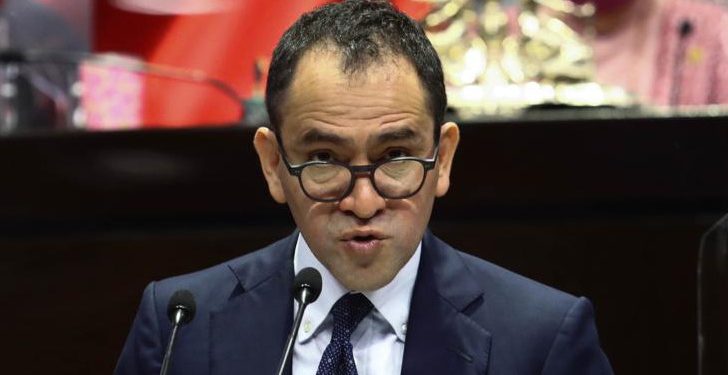 DESAPARICIÓN DE FIDEICOMISOS AGILIZARÁ RECURSOS A CREADORES: ARTURO HERRERA