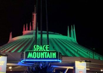 DISNEY GRABARÁ UNA PELÍCULA INSPIRADA EN LA ATRACCIÓN «SPACE MOUNTAIN»