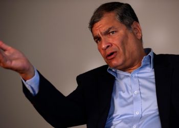 ECUADOR PIDE FICHA ROJA DE INTERPOL CONTRA EXPRESIDENTE CORREA