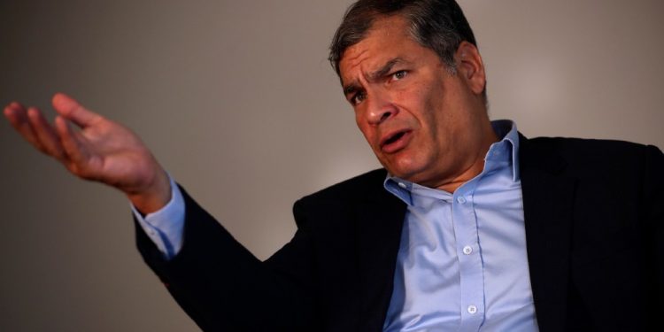 ECUADOR PIDE FICHA ROJA DE INTERPOL CONTRA EXPRESIDENTE CORREA