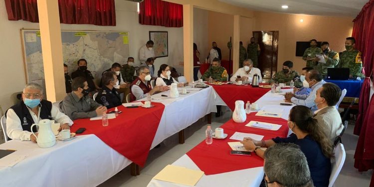 ENCABEZA ADÁN AUGUSTO REUNIÓN PARA EVALUAR DAÑOS POR LLUVIAS