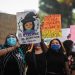 FEMINISTAS PROTESTAN POR ASESINATO DE NIÑA DE 13 AÑOS EN EL SUR DE MÉXICO