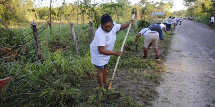 GOBIERNO DEL ESTADO AYUDA A HABITANTES DE 42 MUNICIPIOS CON PROGRAMA EMERGENTE DE APOYO COMUNITARIO