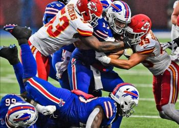JEFES SE IMPONE A BILLS
