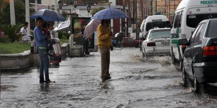 LLUVIAS DEJAN 4.600 CASAS DAÑADAS Y 50.000 AFECTADOS EN EL SURESTE DE MÉXICO