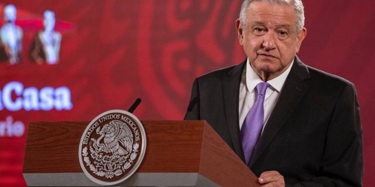 LÓPEZ OBRADOR DEFIENDE SU POLÍTICA ENERGÉTICA TRAS REVÉS DE LA SUPREMA CORTE