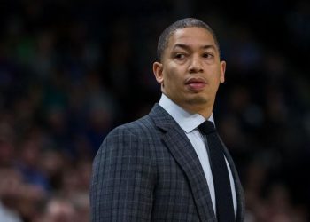 LOS CLIPPERS SE DECIDEN POR TY LUE COMO SU NUEVO ENTRENADOR