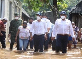 MAURICIO VILA DOSAL RECORRE LA ZONA ORIENTE DEL ESTADO PARA APOYAR A LOS AFECTADOS POR LA TORMENTA TROPICAL «GAMMA»