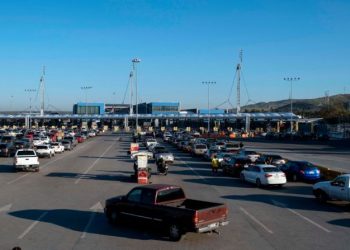 MÉXICO Y ESTADOS UNIDOS PROLONGAN RESTRICCIONES FRONTERIZAS POR LA COVID-19