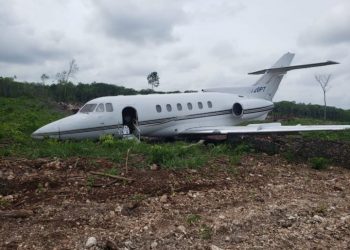 NARCO JET ATERRIZA EN BELICE