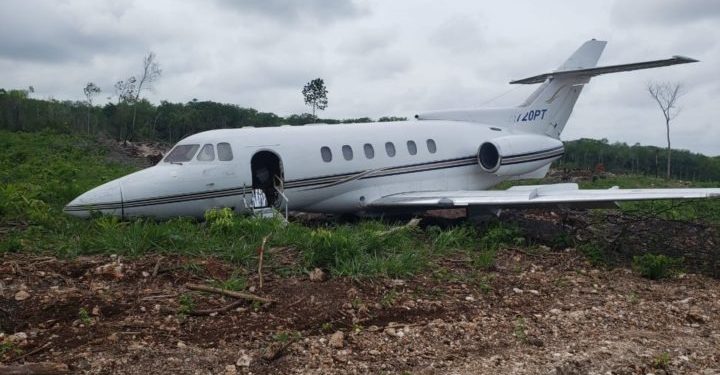 NARCO JET ATERRIZA EN BELICE