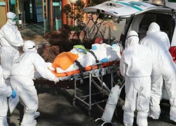PERÚ SE ACERCA A 850.000 CASOS DE LA COVID-19 Y SUPERA LOS 33.300 MUERTOS