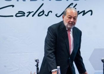PIDIERON A CARLOS SLIM SER CANDIDATO CONTRA MÍ EN 2018, REVELA AMLO