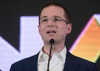 RICARDO ANAYA CONFIRMA DAR POSITIVO A CORONAVIRUS