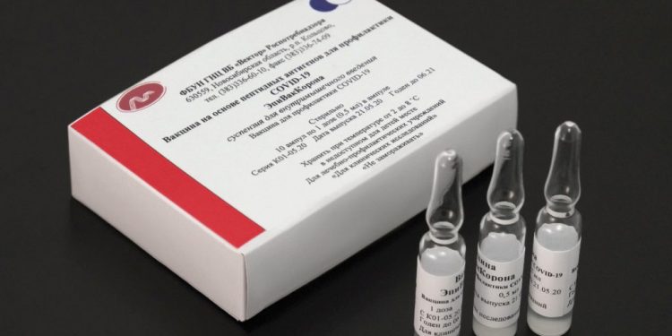 RUSIA INICIA LA PRODUCCIÓN DE SU SEGUNDA VACUNA ANTICORONAVIRUS, EPIVACCORONA