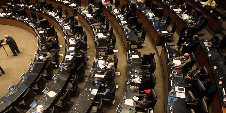 SENADO APRUEBA EN LO GENERAL Y PARTICULAR EXTINCIÓN DE FIDEICOMISOS