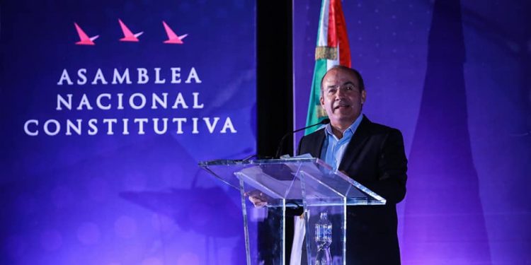 TRIBUNAL ELECTORAL MEXICANO NIEGA REGISTRO A NUEVO PARTIDO DE FELIPE CALDERÓN