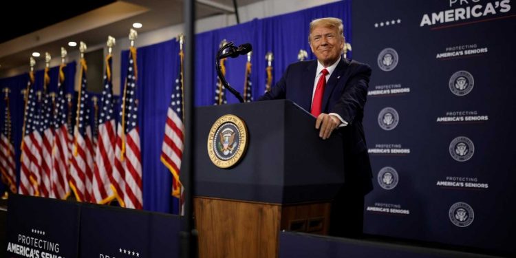 TRUMP BUSCA EL VOTO DE LOS ANCIANOS CON PROMESAS SOBRE LA VACUNA