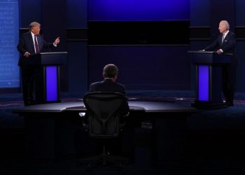 TRUMP Y BIDEN, EN UN NUEVO DEBATE CON MICRÓFONOS SILENCIADOS, A RATOS