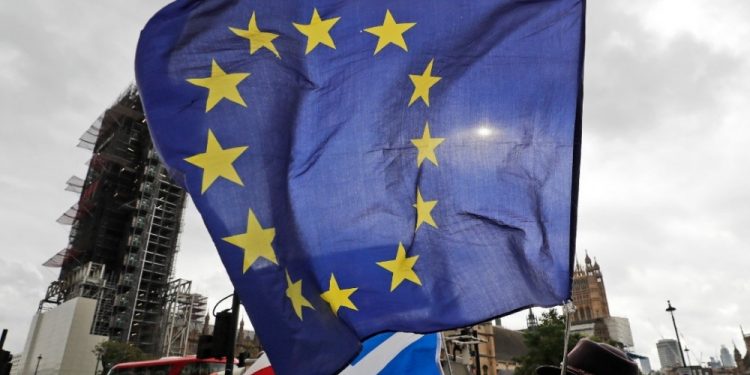 UE ANUNCIA ACCIONES LEGALES CONTRA GRAN BRETAÑA POR PLANES DE ROMPER ACUERDO PARA BREXIT