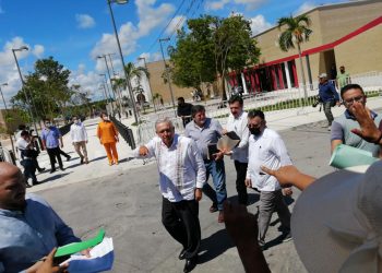 GARANTIZA AMLO APOYO TOTAL A QUINTANA ROO PARA ATENDER AFECTACIONES POR COVID-19 Y FENÓMENOS HIDROMETEOROLÓGICOS