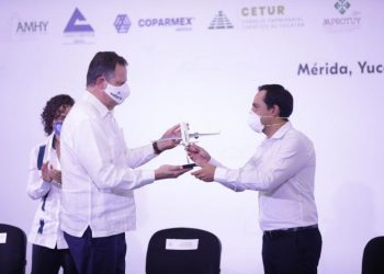 YUCATÁN Y VOLARIS CONCRETAN ALIANZA ESTRATÉGICA QUE CONTRIBUIRÁ LA REACTIVACIÓN DEL EL TURISMO Y LA GENERACIÓN DE EMPLEOS