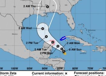 ZETA ESTÁ CERCA DE SER HURACÁN EN SU CAMINO A LA COSTA CARIBEÑA DE MÉXICO