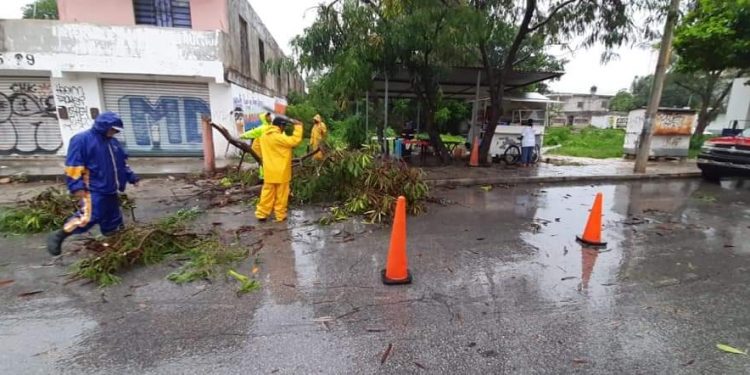 DESDE CENTRO DE MANDO GOBIERNO DE BJ ATIENDE AFECTACIONES POR TORMENTA TROPICAL GAMMA