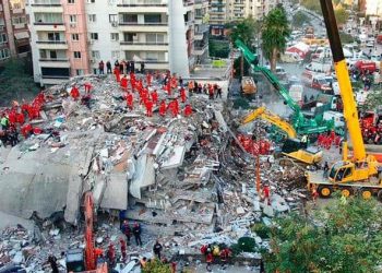 SUBE A 35 LA CIFRA DE MUERTOS POR EL TERREMOTO EN TURQUÍA