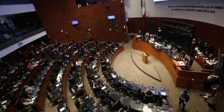 EL PT EN SENADO PIDE QUE NO DESAPAREZCA  35 FIDEICOMISOS