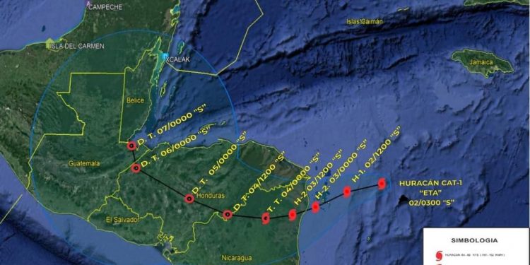 ETA YA ES HURACÁN CATEGORÍA 1
