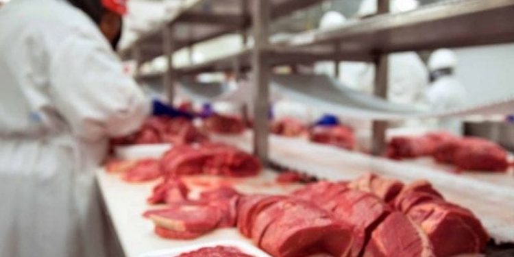 HALLAN RASTROS DE COVID-19 EN CARNE PROCEDENTE DE BRASIL