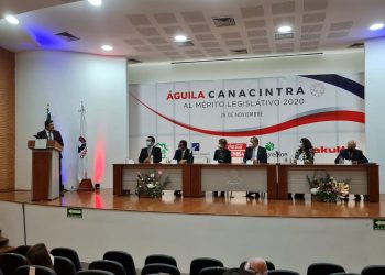 RECIBIÓ EL SENADOR ALEJANDRO ARMENTA LA PRESEA ÁGUILA CANACINTRA AL MÉRITO LEGISLATIVO 2020