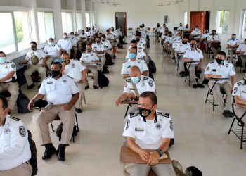 CONCLUYEN SU ACUARTELAMIENTO 159 AGENTES DE TRÁNSITO