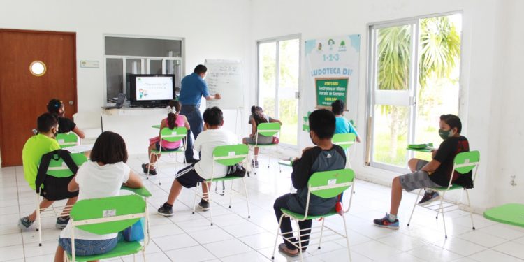 BRINDA EL DIF QUINTANA ROO ESPACIO PARA QUE LAS NIÑAS Y NIÑOS CONTINÚEN SUS ESTUDIOS A DISTANCIA