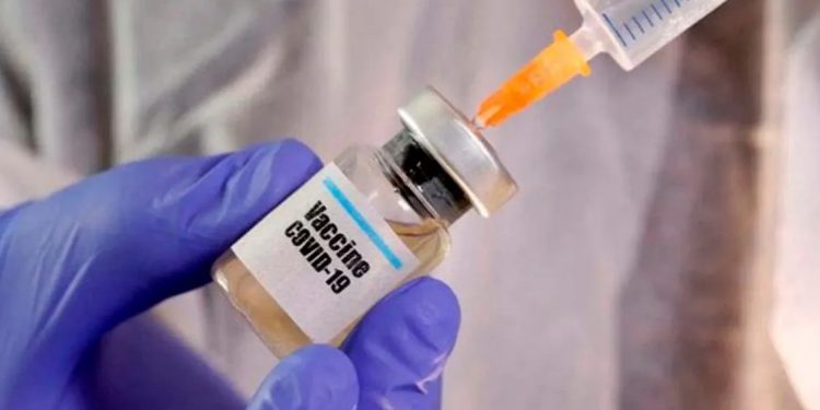 RED OSMO EN CANCÚN APLICA VACUNA CONTRA COVID-19, HAY 100 REGISTRADOS