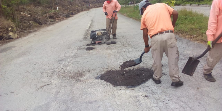 CONTINÚA SERVICIOS PÚBLICOS CON LOS TRABAJOS DE RECUPERACIÓN DE VIALIDADES