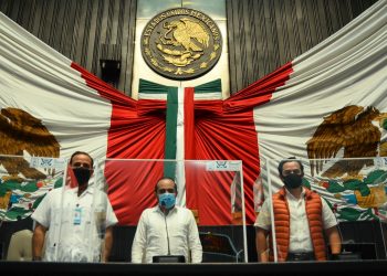 EXHIBEN POR 2DA OCASIÓN AL DIPUTADO JOSÉ LUIS LÓPEZ; ESTÁ VEZ POR ESTAR EN ESTADO «INCONVENIENTE» EN EL PLENO