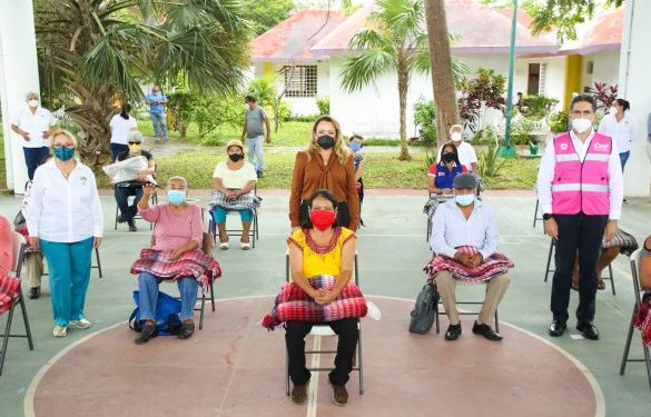 “COBIJANDO CON AMOR” ES UN PROGRAMA SOCIAL DE SOLIDARIDAD Y AMOR HACIA QUIENES MÁS LO NECESITAN: GABY REJÓN DE JOAQUÍN