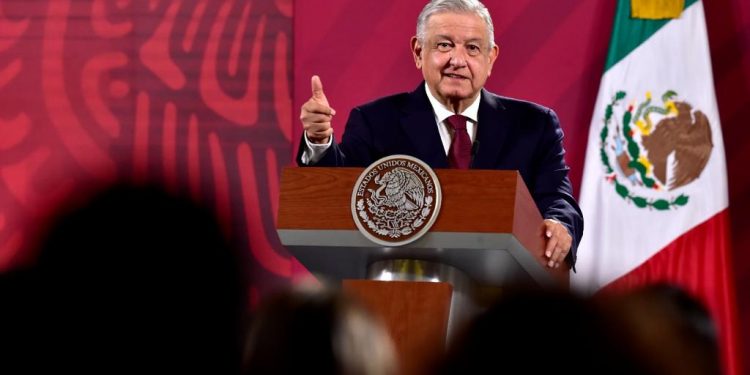 CLASE POLÍTICA DE QUINTANA ROO FELICITA A ANDRÉS MANUEL LÓPEZ OBRADOR POR SU CUMPLEAÑOS