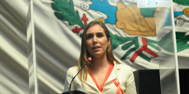 EN QUINTANA ROO SÍ SE CUMPLE LA LEY: ATENEA GÓMEZ RICALDE