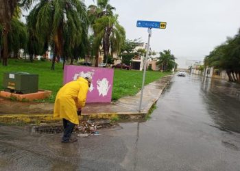 FRENTE FRÍO 13 CONTINUARÁ GENERANDO LLUVIAS EN EL CENTRO Y SUR DE QROO