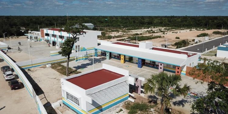 SE LOGRA INVERSIÓN DE UN MILLÓN 810 MIL PESOS EN AULAS PREFABRICADAS