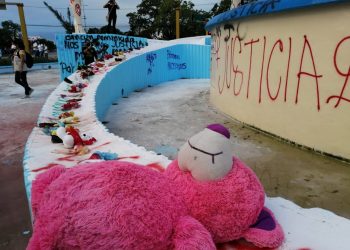 MARCHAN MUJERES POR CANCÚN CON UN MENSAJE DE JUSTICIA