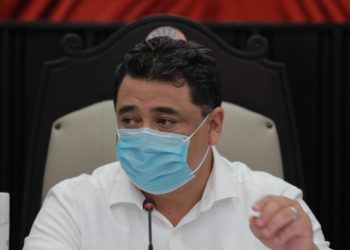 NO ES PRUDENTE QUE CAPELLA COMPAREZCA