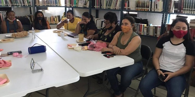 SE CAPACITAN FUNCIONARIOS PÚBLICOS EN MATERIA DE EQUIDAD DE GÉNERO EN ISLA MUJERES